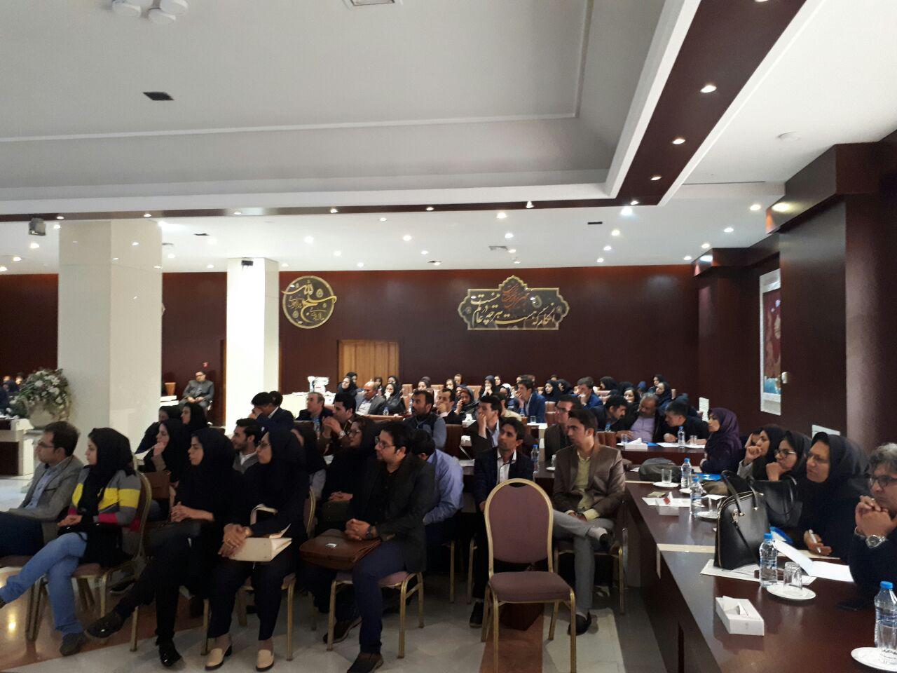 برگزاری سمینار آموزش پرستاری دستگاه های دیالیز  4008s Classic فرزنیوس در مشهد 26