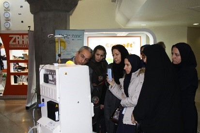حضور شرکت تجهیزات پزشکی هلال ایران در سمینار نفرولوژی و اورولوژی کتابخانه ملی تهران 9