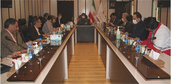 جلسه مشترک اعضای هیأت مدیره سازمان و شرکت تجهیزات پزشکی هلال ایران
