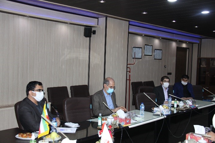 بازدید رئیس و هیات همراه  بنیاد نخبگان استان البرزاز شرکت تجهیزات پزشکی هلال ایران