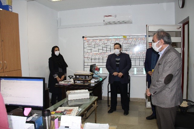 بازدید مدیر عامل محترم شرکت جناب آقای دکتر نکویی نیا و جناب آقای مهندس سقایی رئیس هیات مدیره  از واحد های اداری